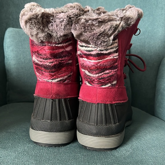 Propét Lumi Tall Lace Waterproof winter boot, size 10 Wide. - Picture 4 of 13